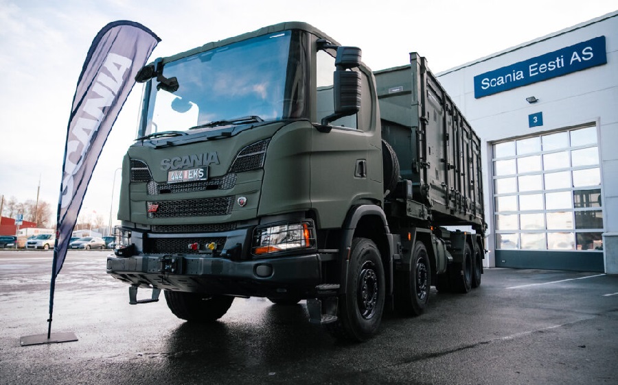 Estonian Defence Forces bolster logistics with new Scania hook-lift vehicles