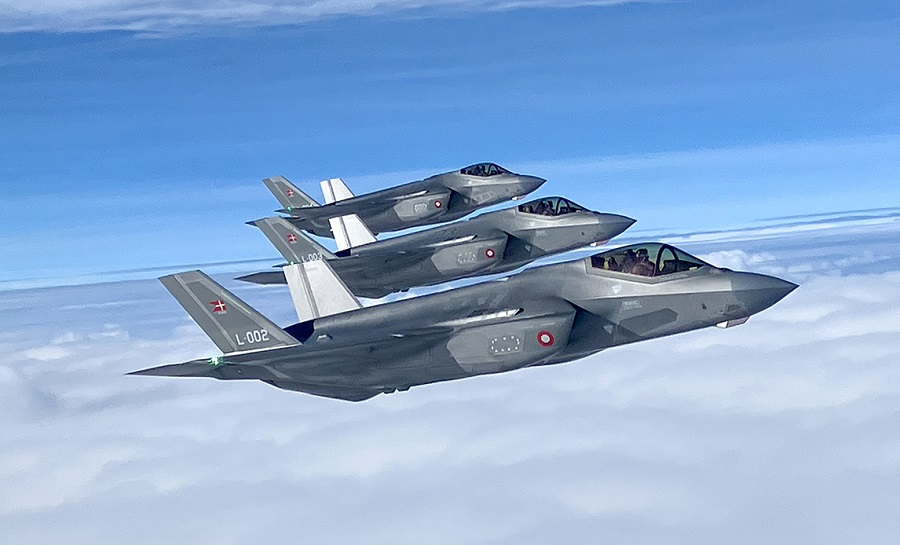 On 12 January, three new F-35A Lightning II multirole fighter jets arrived at Denmark's Skrydstrup Air Base, marking a significant step in the Danish Air Force’s ongoing transition from F-16 aircraft. The jets were delivered from Luke Air Force Base in Arizona, with a technical stopover in the Azores, supported by US Air Force aerial refuelling aircraft.