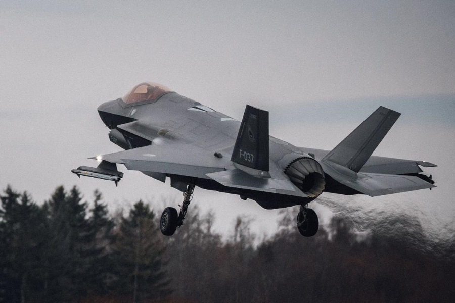 NATO F-35 fighter jets conduct advanced counter-drone training over Estonia