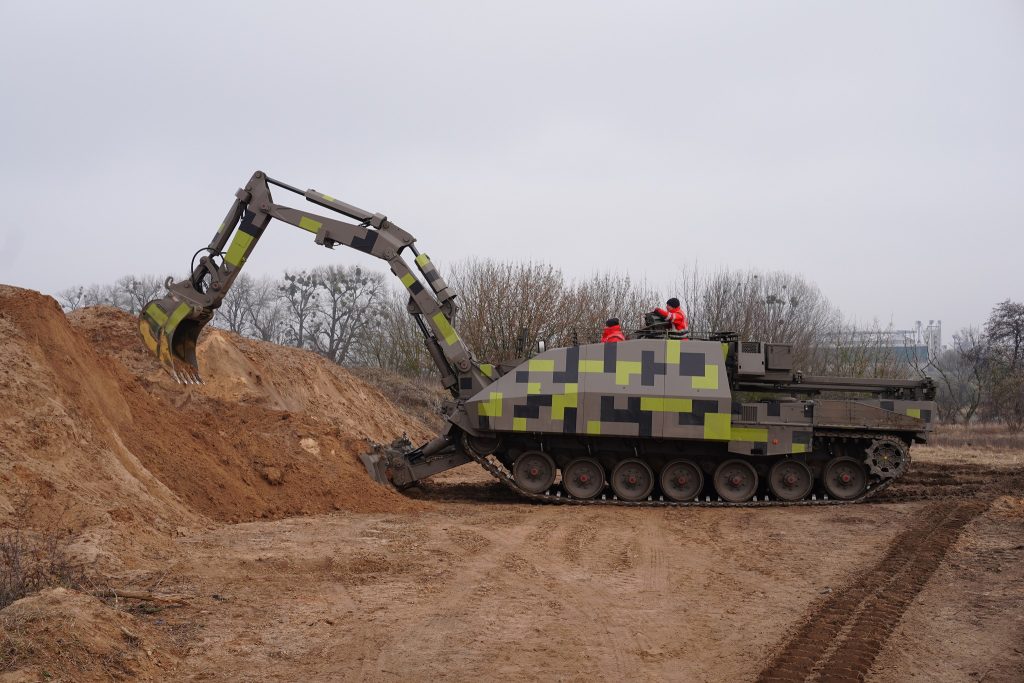 On 26 February 2025, German defence company Rheinmetall demonstrated the capabilities of its Kodiak Armoured Engineer Vehicle (AEV 3) at the commanders' conference of the Polish military engineer corps. The event, held at the Ostrowo Krzyckie military training area, was attended by representatives from the armed forces, procurement authorities, and industry.