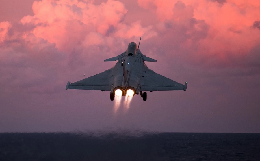 India has signed a contract with France to acquire 26 Rafale Marine fighter aircraft worth 630 billion rupees ($7.4 billion) for its navy, the Indian defence ministry announced on Monday. The signing took place following the conclusion of an Inter-Governmental Agreement between India and France, with the contract signed in the presence of the Chairman and CEO of Dassault Aviation, Éric Trappier.
