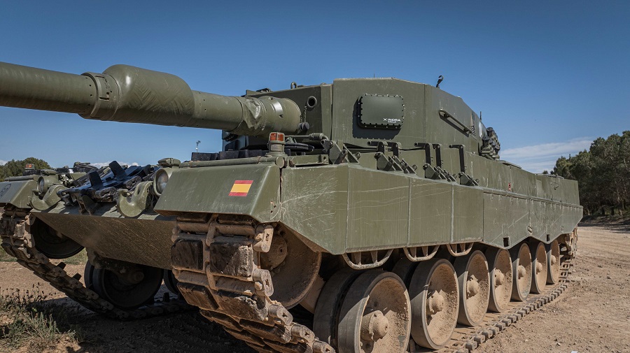 Spanish defence company Indra has successfully tested its Nemus active protection radar on Leopard battle tanks at the Spanish Army’s Armored Units Instruction Center (CENAD) in Zaragoza. The trials were conducted in the presence of Brigadier General Luis Sanz Muñoz, director of procurement at the Army’s Logistics Command (MALE), alongside Army personnel and Indra engineers.
