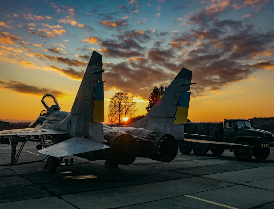 Ukraine and Sweden discuss Soviet-era aircraft modernisation and potential transfer of Saab platforms