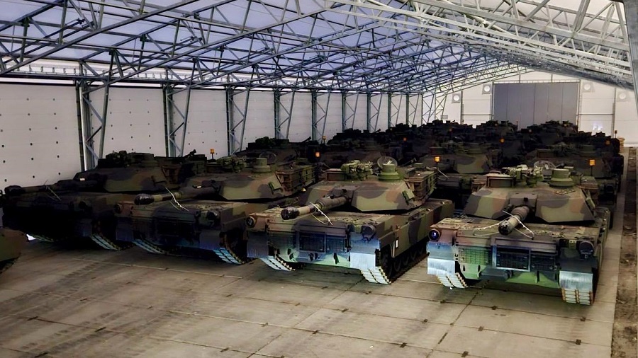 United States delivers new batch of M1A2 SEPv3 Abrams tanks to Poland
