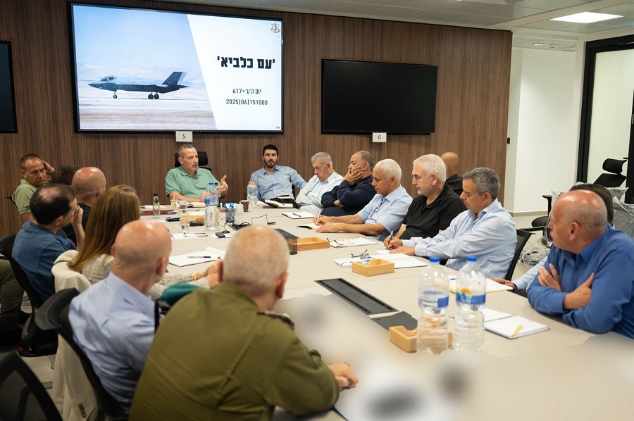 Israeli defence officials and industry leaders discuss boosting military production