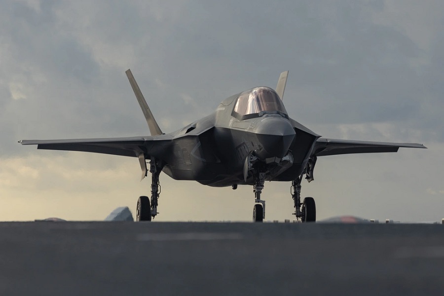 U.S. Marine Corps VMFA-224 begins new era with transition to F-35B Lightning II