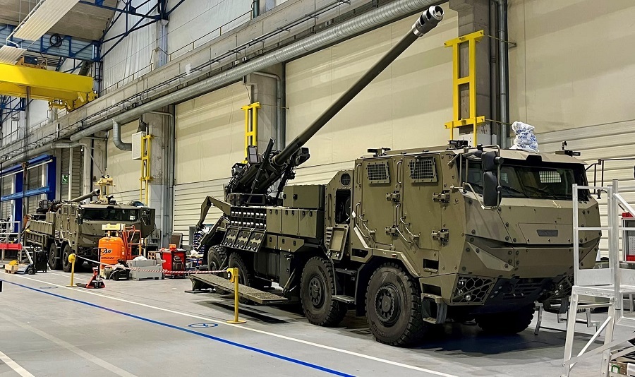 Czech defence ministry warns KNDS over performance issues with CAESAR 8×8 howitzers