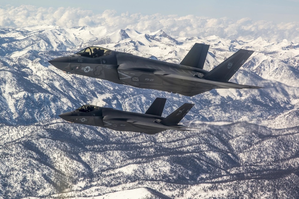 F-35C Lightning II fighter jet crashes near Naval Air Station Lemoore, pilot ejects safely