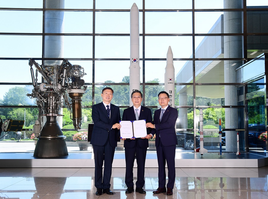 Hanwha Aerospace secures full technology transfer for South Korea’s indigenous space rocket, KSLV-II