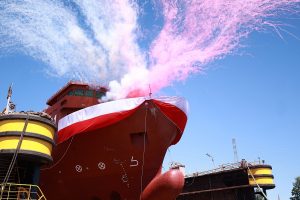 The Polish Navy marked a significant step in its naval modernisation programme with the launch of its first signal intelligence (SIGINT) vessel, ORP Jerzy Różycki, at the Remontowa Shipbuilding S.A. shipyard in Gdańsk on 1 July 2025. The vessel is the first of two ships being delivered as part of Poland’s ‘Delfin’ programme, developed in partnership with Swedish defence company Saab.