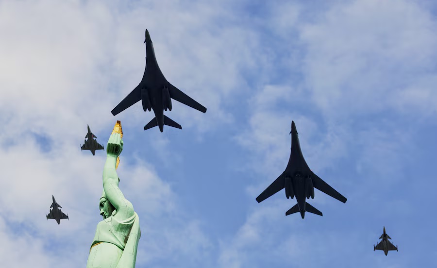 U.S. Air Force B-1B Lancer bombers return to Texas after two-week Bomber Task Force Europe deployment