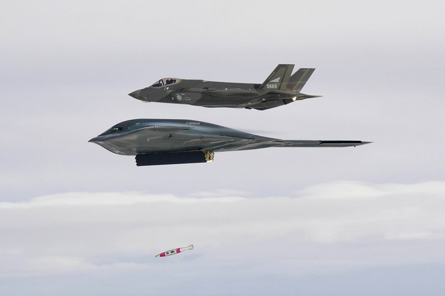 Norway supports US Air Force B-2 Spirit test of next-generation precision weapon off Andøya