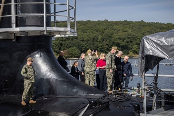 Norwegian Prime Minister visits U.S. submarine base, emphasises cooperation and High North security