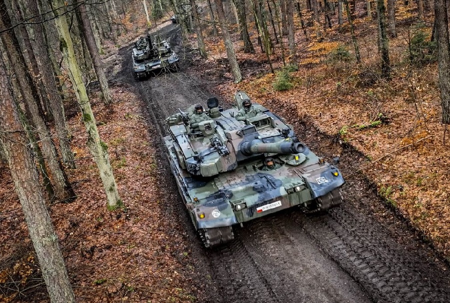 RENK Group AG, a leading German supplier of military propulsion systems, has received an order worth over EUR 70 million to supply HSWL 295 transmissions for the K2 battle tank. The transmissions will be produced at RENK’s Augsburg site and delivered to the Polish market.