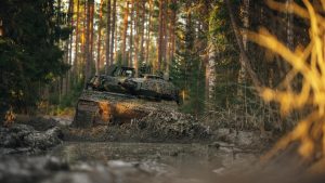BAE Systems has received a contract to deliver 44 additional CV90 Infantry Fighting Vehicles to Denmark, building on a previous 2024 order for 115 vehicles. The agreement raises the Royal Danish Army’s future fleet to 159 CV90MkIIICs and replaces the planned mid-life extension of the existing CV9035DK fleet.