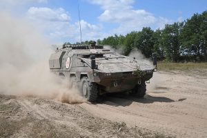 KNDS Deutschland has been awarded a contract to produce 38 BOXER sgSanKfz (heavily protected ambulance vehicles) and ten BOXER driving school vehicles for the German Armed Forces. The €352 million contract was issued through ARTEC, the joint venture between KNDS and Rheinmetall Landsysteme, and includes options for an additional 150 ambulances and 100 training vehicles.