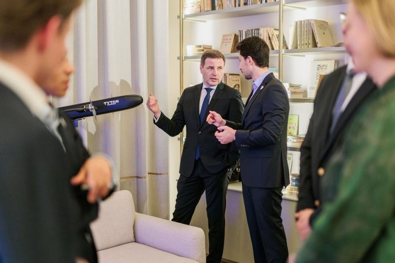 Estonia and Germany see strong interest in defence industry cooperation, says Pevkur in Berlin