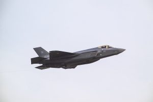The General Staff of the Polish Armed Forces announced that two more multirole Lockheed Martin F-35A Husarz aircraft have been delivered to the U.S. Air Force’s Ebbing base in Fort Smith. The aircraft, registered as 3506 and 3507, expand the Polish training component stationed there.