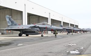 Croatia has begun policing its own airspace using newly acquired Rafale multirole fighters within NATO’s Integrated Air and Missile Defence framework. The change marks the completion of a transition from MiG-21 aircraft following a conversion programme for pilots, technicians and support personnel to meet NATO readiness standards.