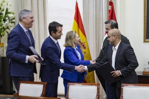 EDGE Group and Indra Group have agreed to establish a new defence manufacturing company in Spain focused on loitering munitions and smart weapons for Spanish and European defence programmes. The initiative is intended to support an estimated multi-year order pipeline of around EUR 2 billion, with scope to expand into additional defence capabilities over time.
