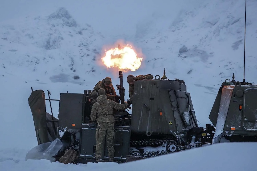 UK Commandos conduct Arctic mortar drills ahead of major NATO Cold Response exercise
