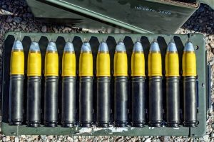 The U.S. Army’s AH-64 Apache attack helicopter has reached a new milestone with the successful live fire test of the 30x113mm XM1225 Aviation Proximity Explosive ammunition at Yuma Proving Ground, Arizona. In December 2025, the Apache conducted its first air-to-air engagement using 30mm proximity ammunition against unmanned aircraft systems targets at various ranges, demonstrating the precision, versatility, and lethality of the advanced round.