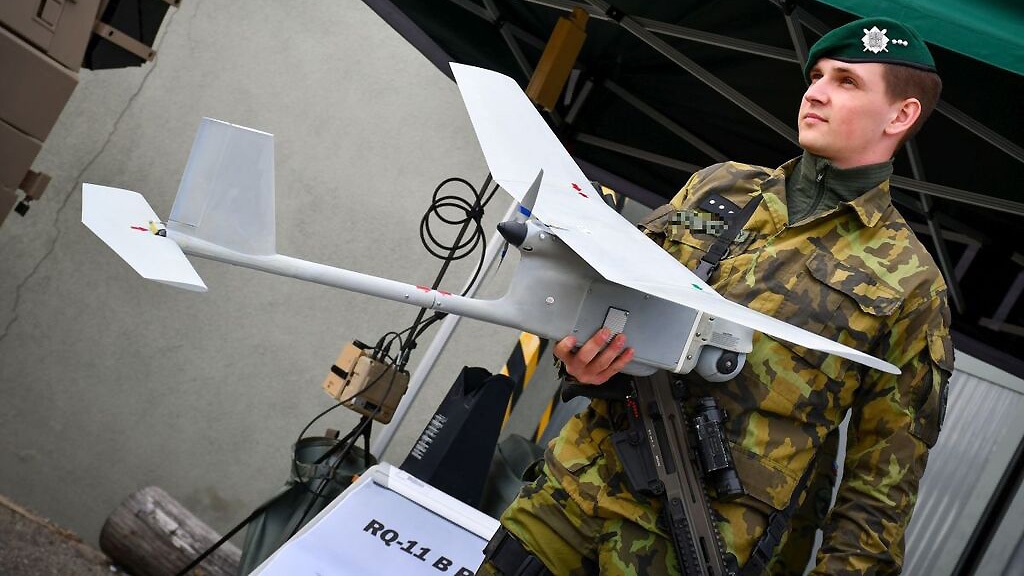 Czech Republic: 200 smaller drones instead of three Herons