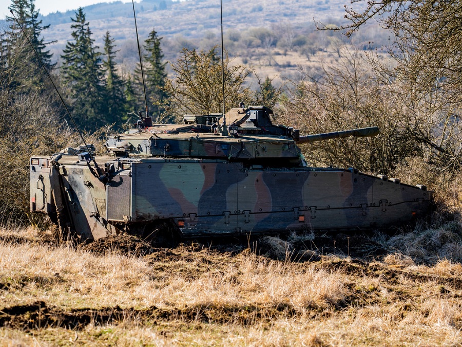 Stampeding Bison: Czech and Dutch troops train together with new CV90 infantry fighting vehicles