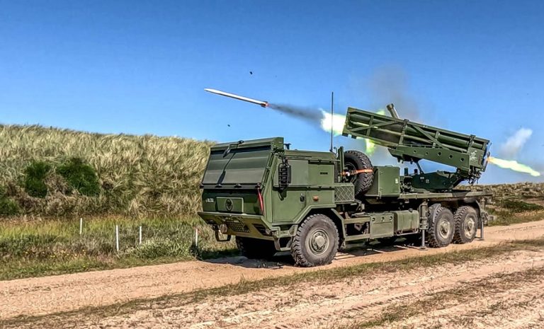 Denmark successfully tested its new Israeli-made PULS rocket launcher system on Danish soil for the first time. The test firing took place at the Oksbøl Shooting and Training Range