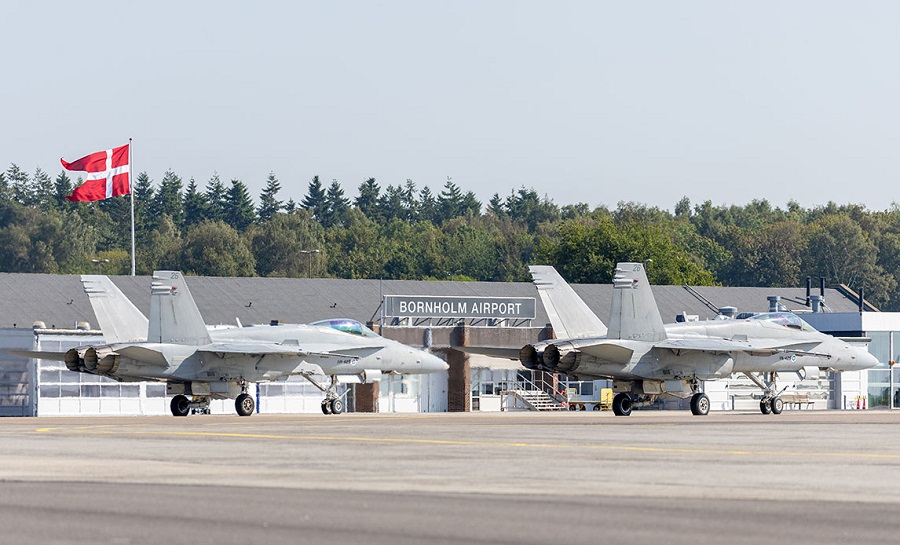 Finnish fighter jets land on Bornholm for training exercise