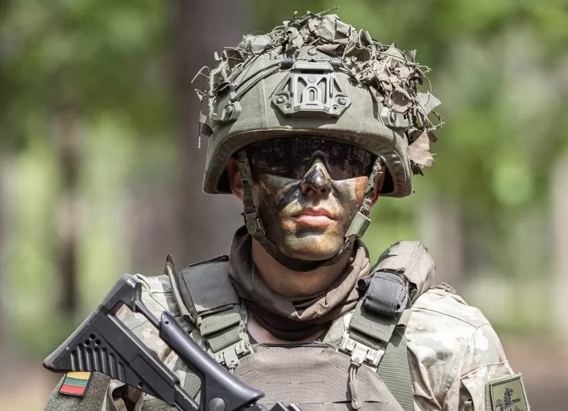 First batch of German armour vests delivered to Lithuania