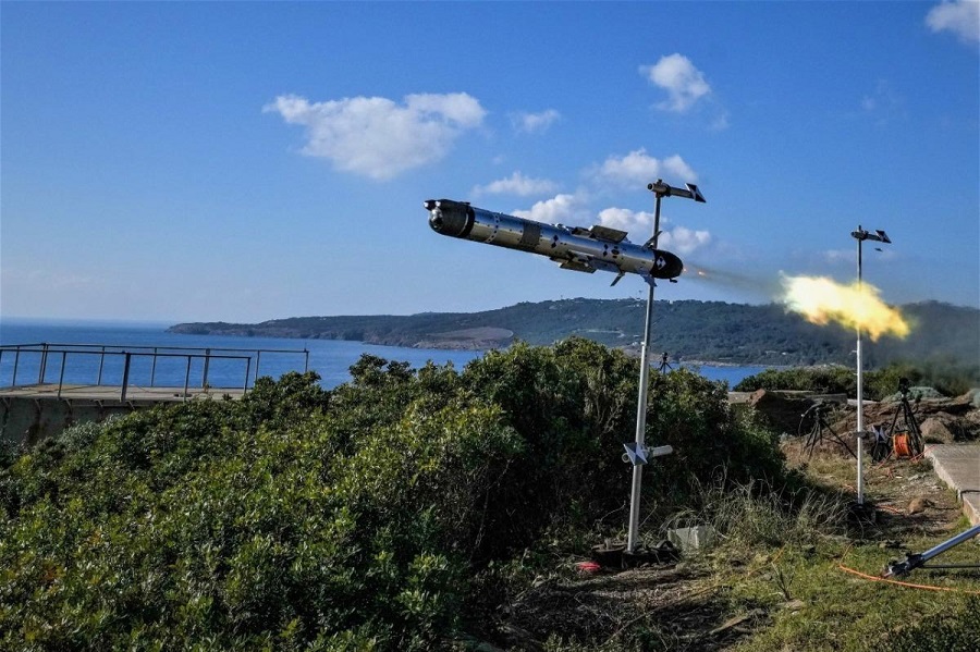France: successful firing of AKERON LP missile marks milestone for MAST-F programme
