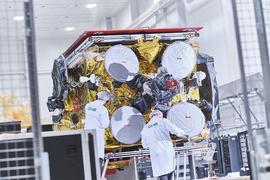 Germany adopts new space strategy