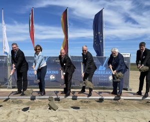 Ground-breaking ceremony: Rheinmetall builds new hybrid plant in southern Hungary