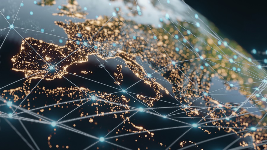 Hyper-connectivity as a trigger for strategic autonomy in the European Union: through a transformative and tisruptive technological transition