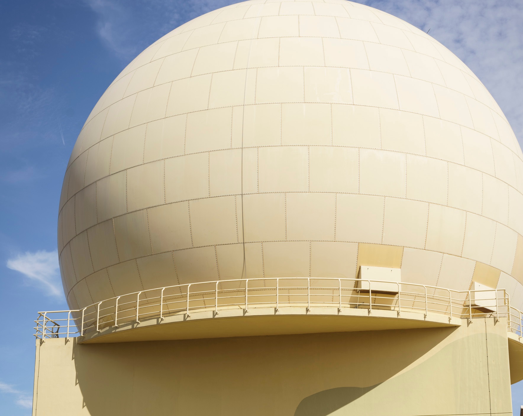 Indra completes installation of Lanza 3D long-range radar for Spanish Air and Space Force