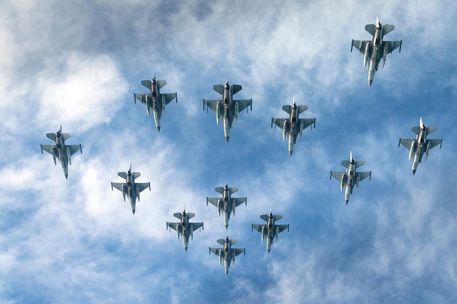 Netherlands to provide 18 F-16 fighter aircraft to Ukraine