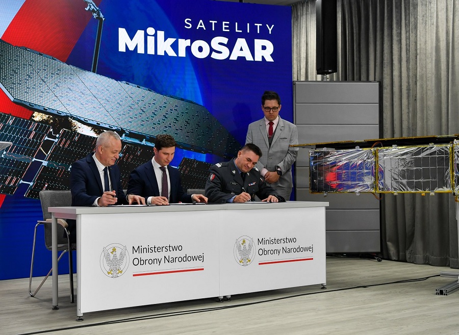 Poland acquires SAR satellites from ICEYE to strengthen defence capabilities