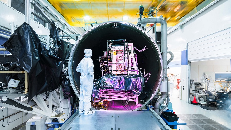Raytheon completes critical milestone for VIIRS program