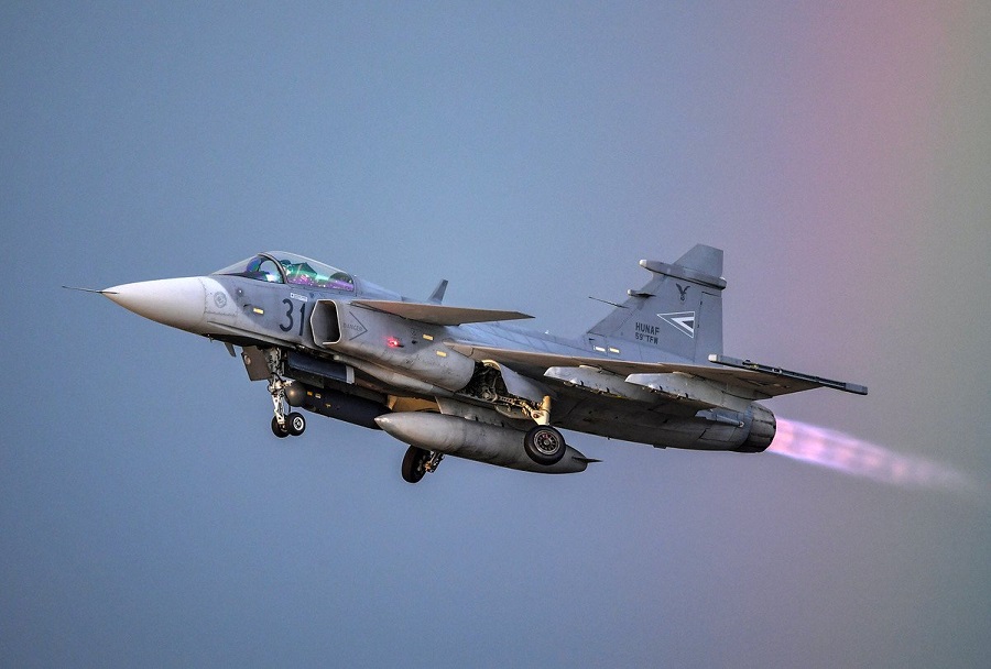 The Hungarian Defence Forces are to be strengthened with four additional Gripens