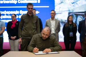 Ukraine and UK sign agreement on defence industry cooperation