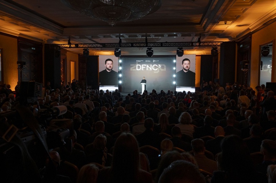 Zelenskyy: half of all frontline weapons must be Ukrainian by year-end as defence output surges