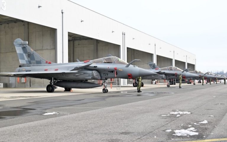 Croatia has begun policing its own airspace using newly acquired Rafale multirole fighters within NATO’s Integrated Air and Missile Defence framework. The change marks the completion of a transition from MiG-21 aircraft following a conversion programme for pilots