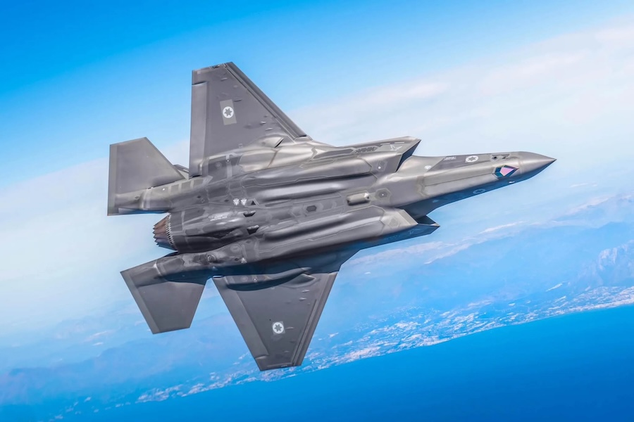 Israeli Air Force deploys F-35I Adir fighter fleet in Operation Roaring Lion amid pngoing strikes on targets in Iran