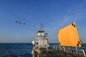 A new Akeron LP missile firing has been successfully conducted at the Île du Levant test site operated by DGA Essais de Missiles. The trial forms part of ongoing development under the MAST-F programme aimed at enhancing future air-to-ground capabilities.