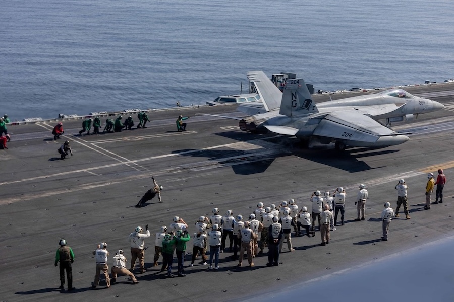 U.S. Central Command chief visits USS Abraham Lincoln during Arabian Sea transit on Middle East deployment mission