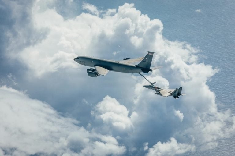 A U.S. military KC-135 Stratotanker refueling aircraft crashed in western Iraq during operations linked to the ongoing conflict with Iran