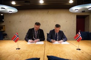 Rheinmetall and Andøy Municipality in Norway have signed a Letter of Intent to support the planned development of a satellite test center. The agreement outlines cooperation to establish the Rheinmetall Integrated Process Facility at Prærien Business Park in Andenes.