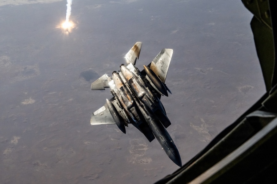 U.S. Air Force F-15E shot down over Iran as rescue effort recovers one crew member, search continues