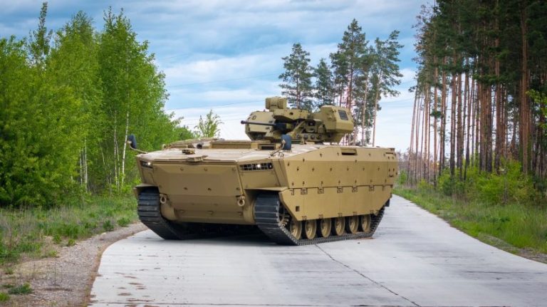 PGZ unveils export version of Borsuk infantry fighting vehicle with Turra 30 turret at IDEB 2026